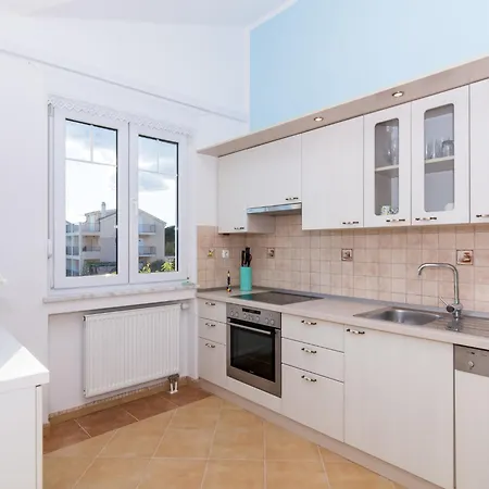 Apartment Matana-2 By Interhome