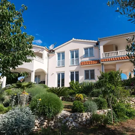 Apartment Matana-2 By Interhome Trogir
